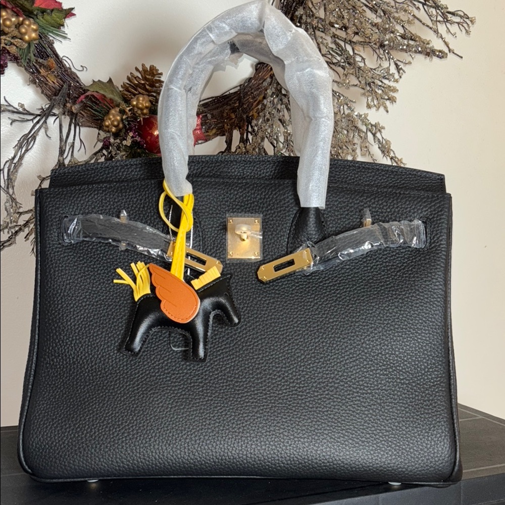 Black Genuine Leather wirkin - Picture 5 of 6